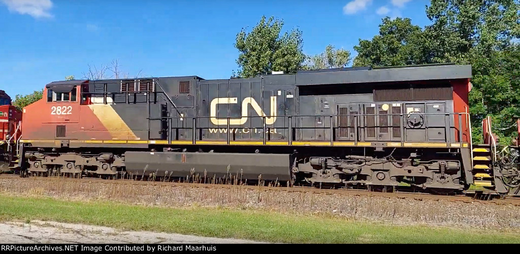 CN 2822